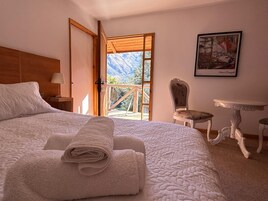 Habitación XL balcón | Individuell eingerichtet, Bettwäsche