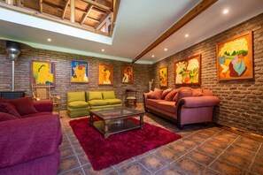 32-inch Smart TV with satellite channels, TV - La Casa de Carlitos (San José de Maipo)