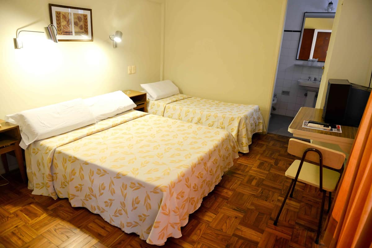 Economy Room