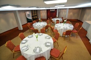 Banquet hall - Hotel Los Cedros (Salto)
