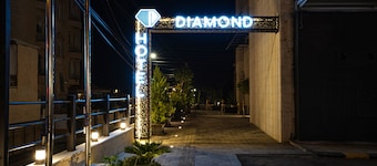 Diamond Hotel Suites