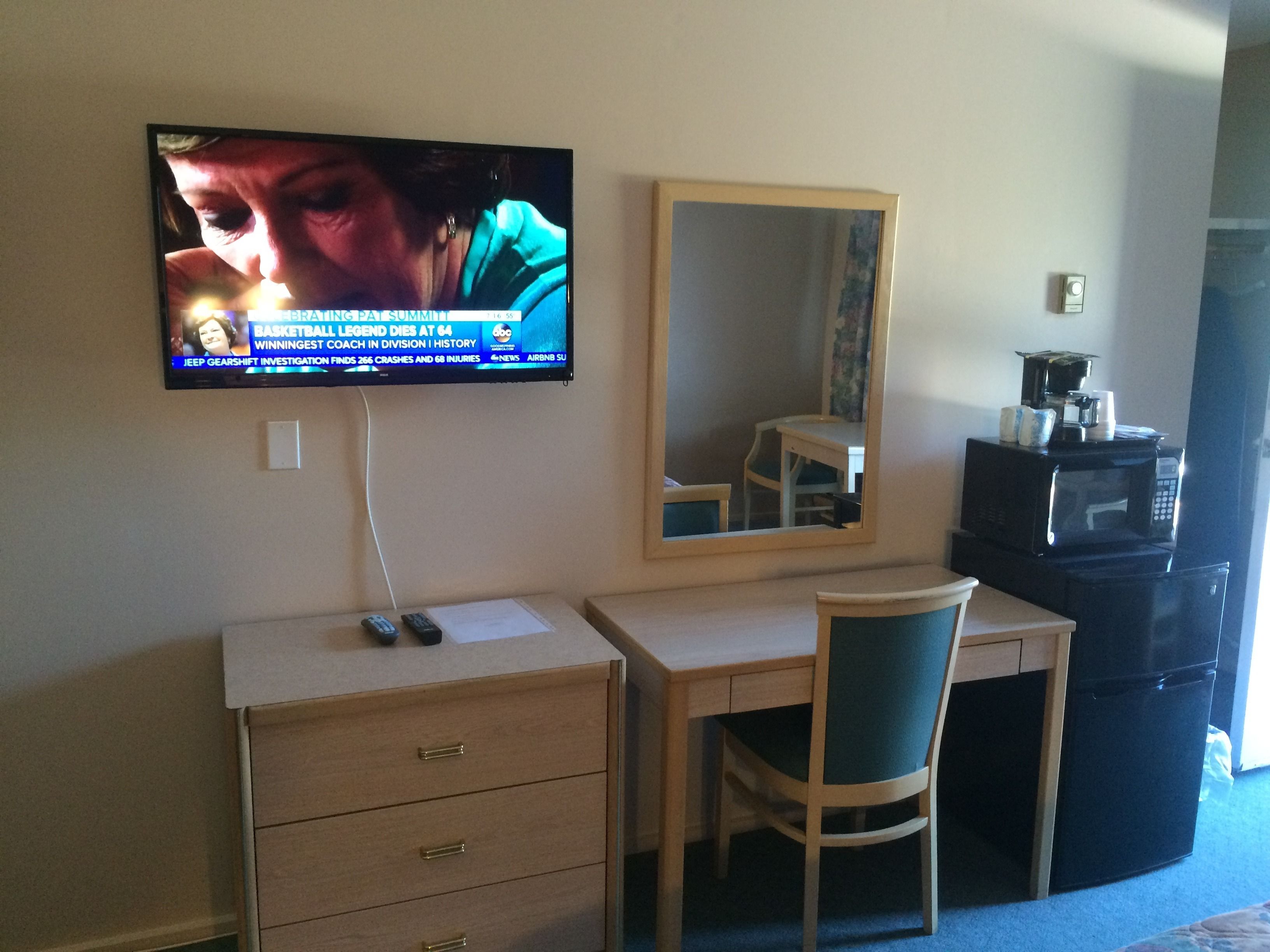 Chambre Économique, 2 grands lits | Wi-Fi gratuit, draps fournis