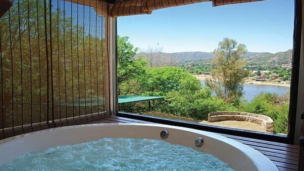 Indoor spa tub - Hipocampus Resort Spa (Villa Carlos Paz)