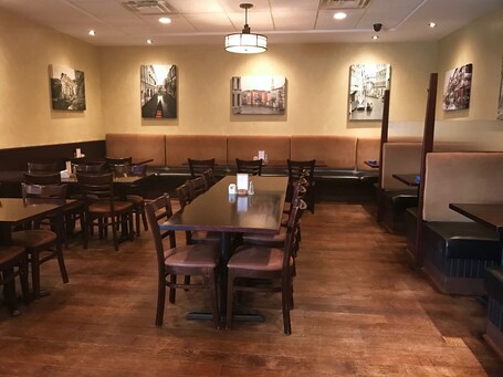 Park West Inn - Image 28