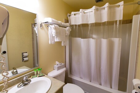 Park West Inn - Image 31