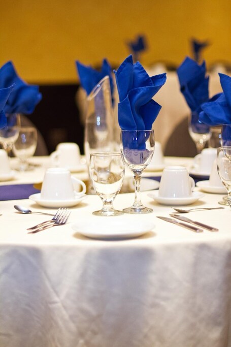Park West Inn - Image 6