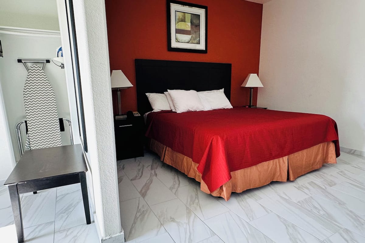 Kamar Eksekutif | 1 kamar tidur, seprai premium, kedap suara, dan setrika/meja setrika