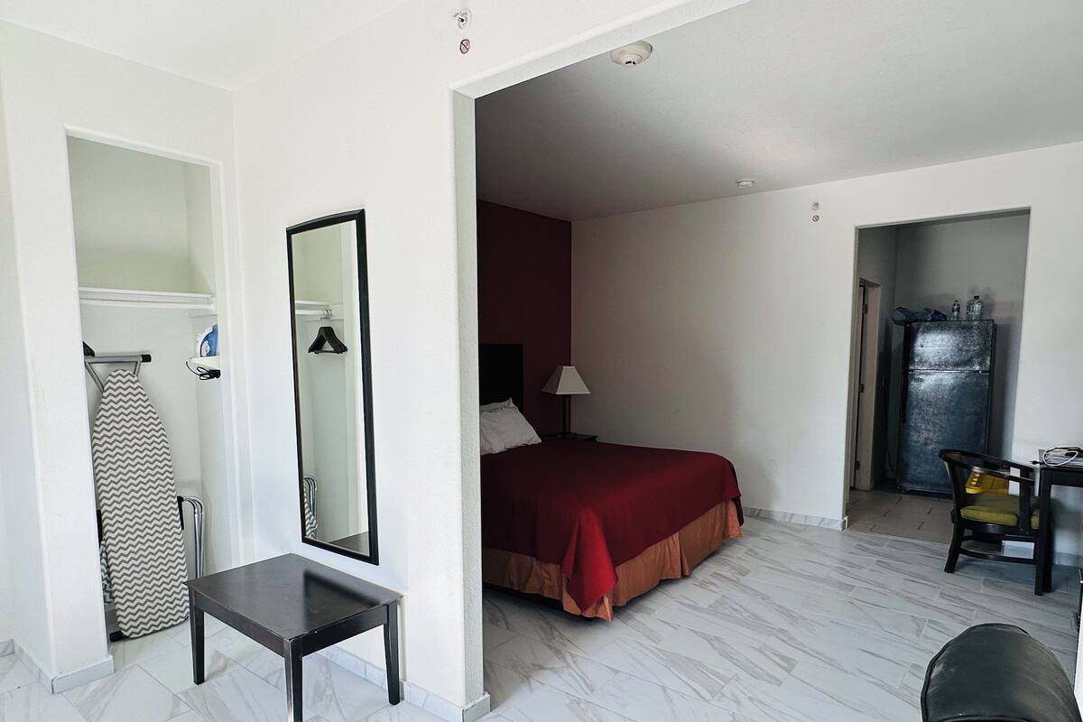 Kamar Elite | 1 kamar tidur, seprai premium, kedap suara, dan setrika/meja setrika