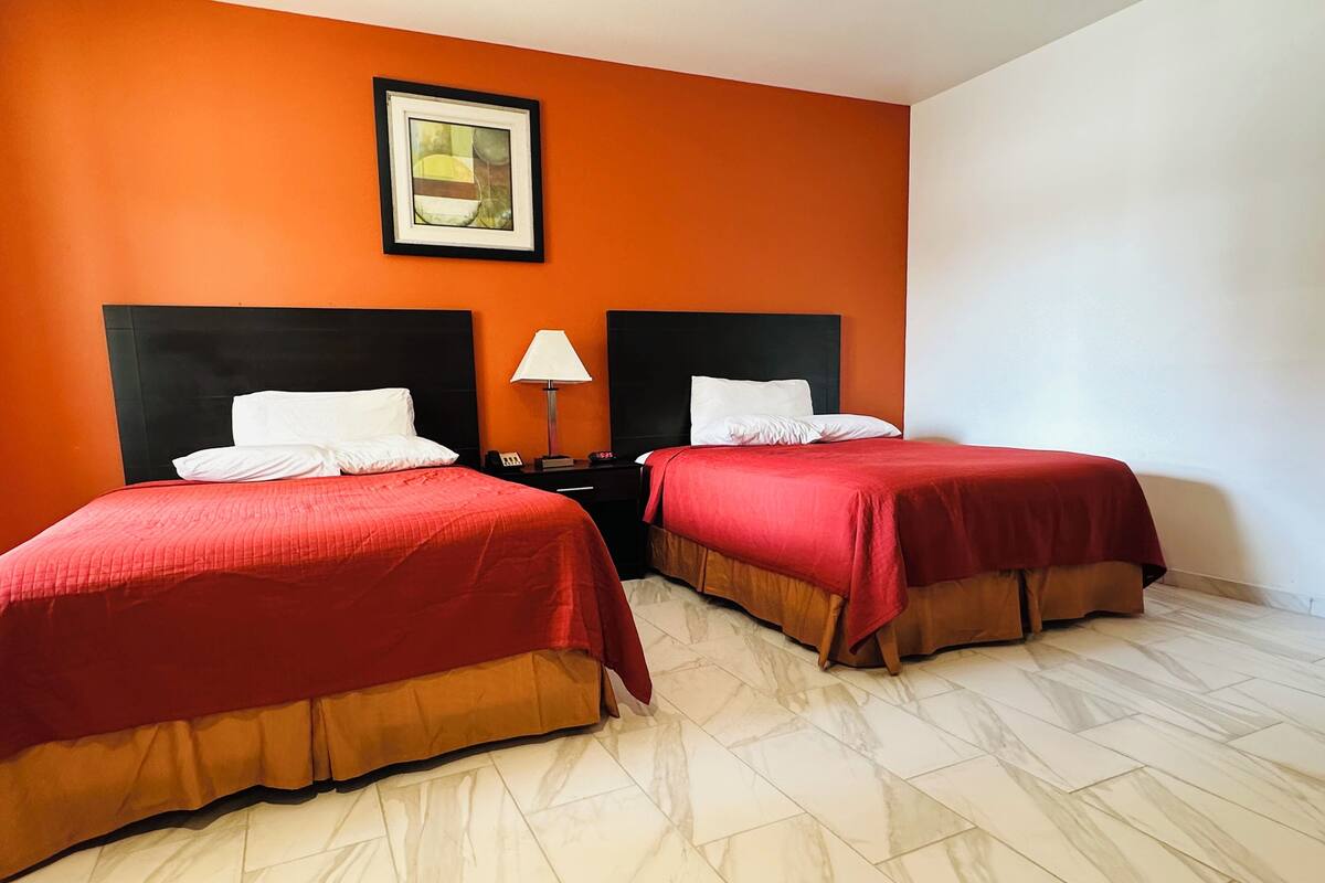 Kamar Senior | 1 kamar tidur, seprai premium, kedap suara, dan setrika/meja setrika