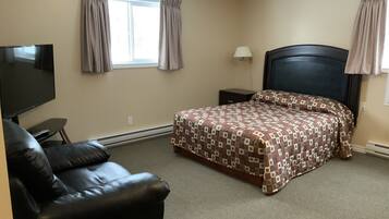 Familien-Dreibettzimmer | Kostenloses WLAN, Bettwäsche