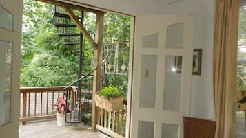 Room (King 2) | Terrace/patio