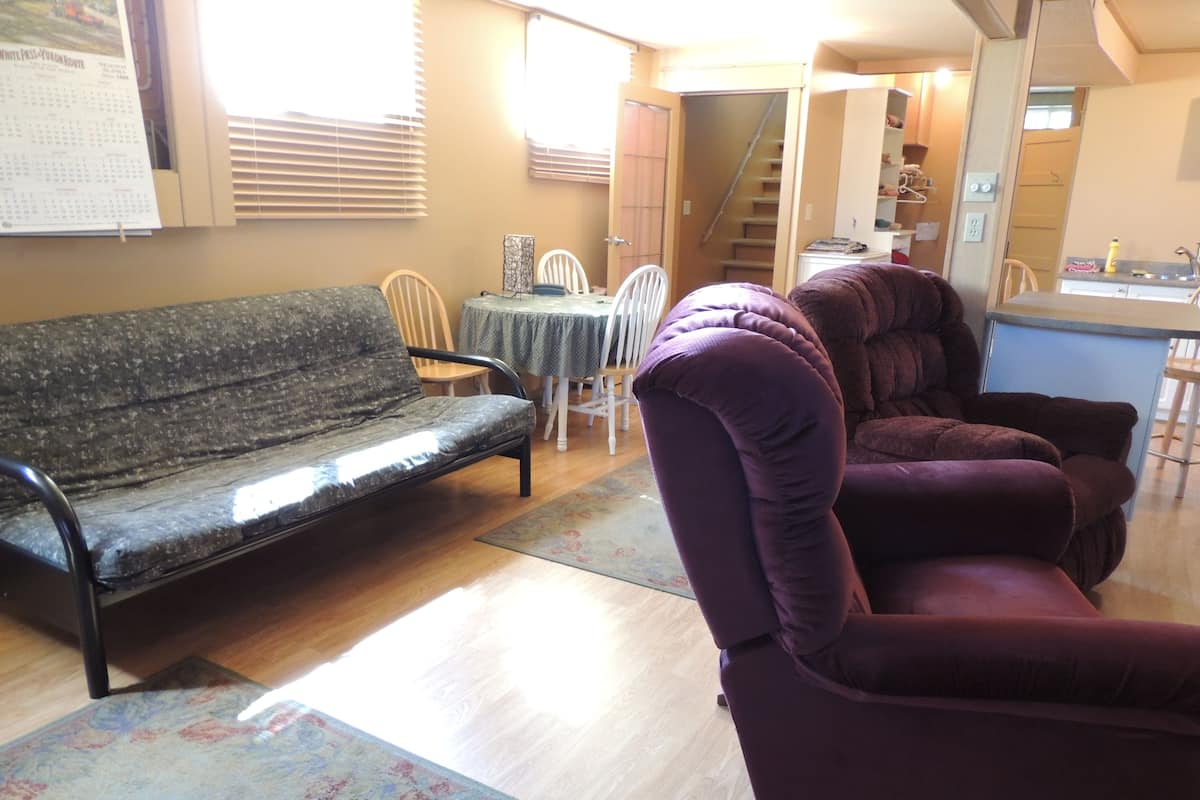 Triple Room, Multiple Beds (Cyr Suite) | Blackout drapes, free WiFi, bed sheets