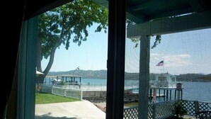 View from room - Blue Fish Cove Resort (Clearlake Oaks)