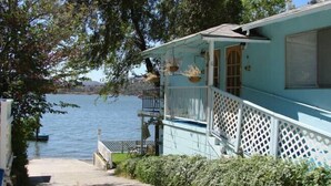 Iron/ironing board, free WiFi - Blue Fish Cove Resort (Clearlake Oaks)