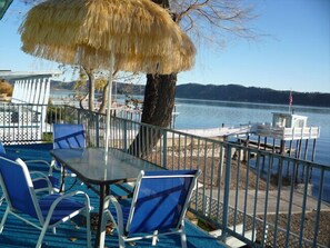 村舍, 湖景 (Boat House) | 露台