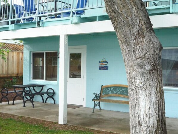 Terrace/patio - Blue Fish Cove Resort (Clearlake Oaks)