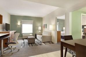 In-room safe, blackout curtains, free WiFi, bed sheets