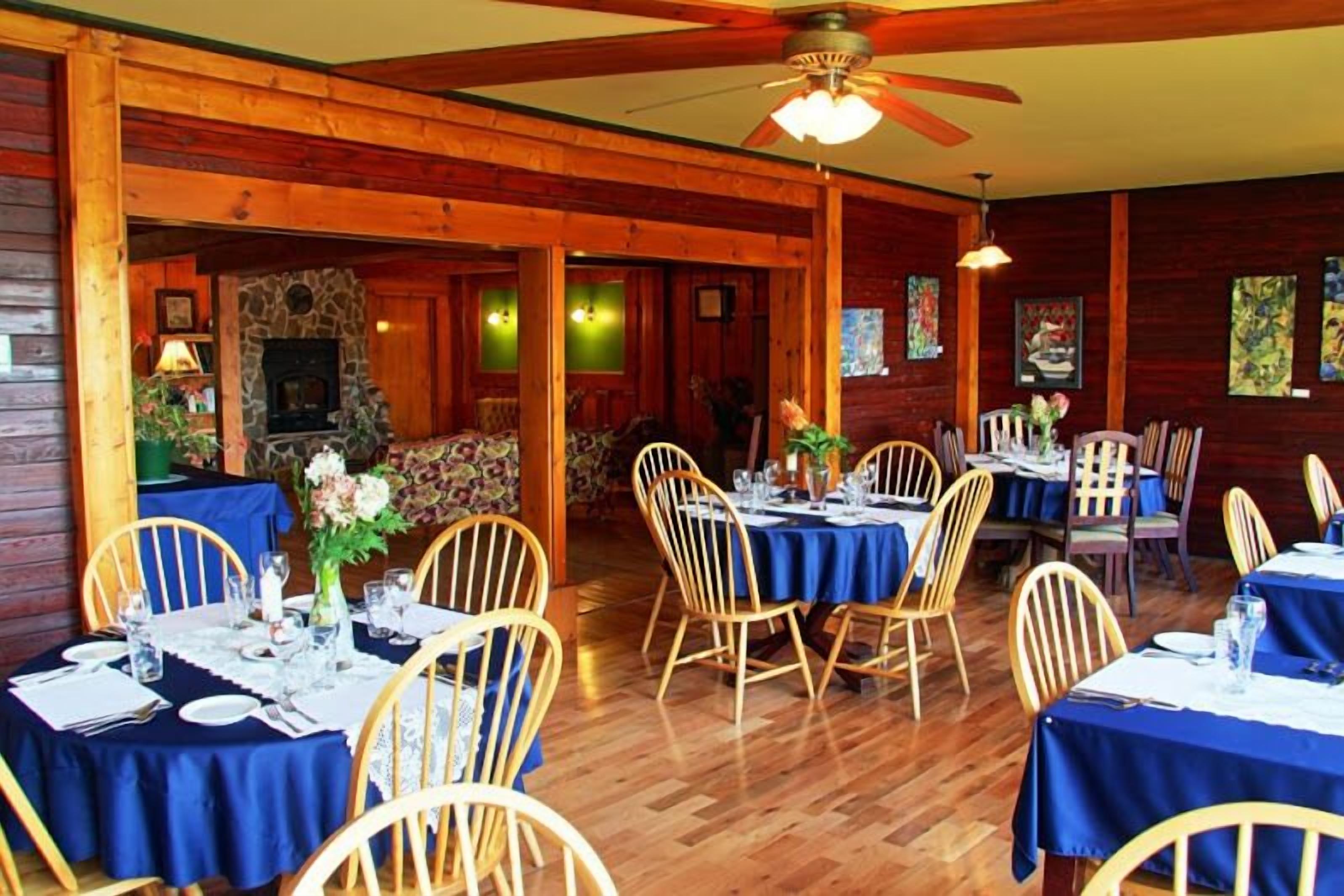 breakfast and dinner served, local cuisine