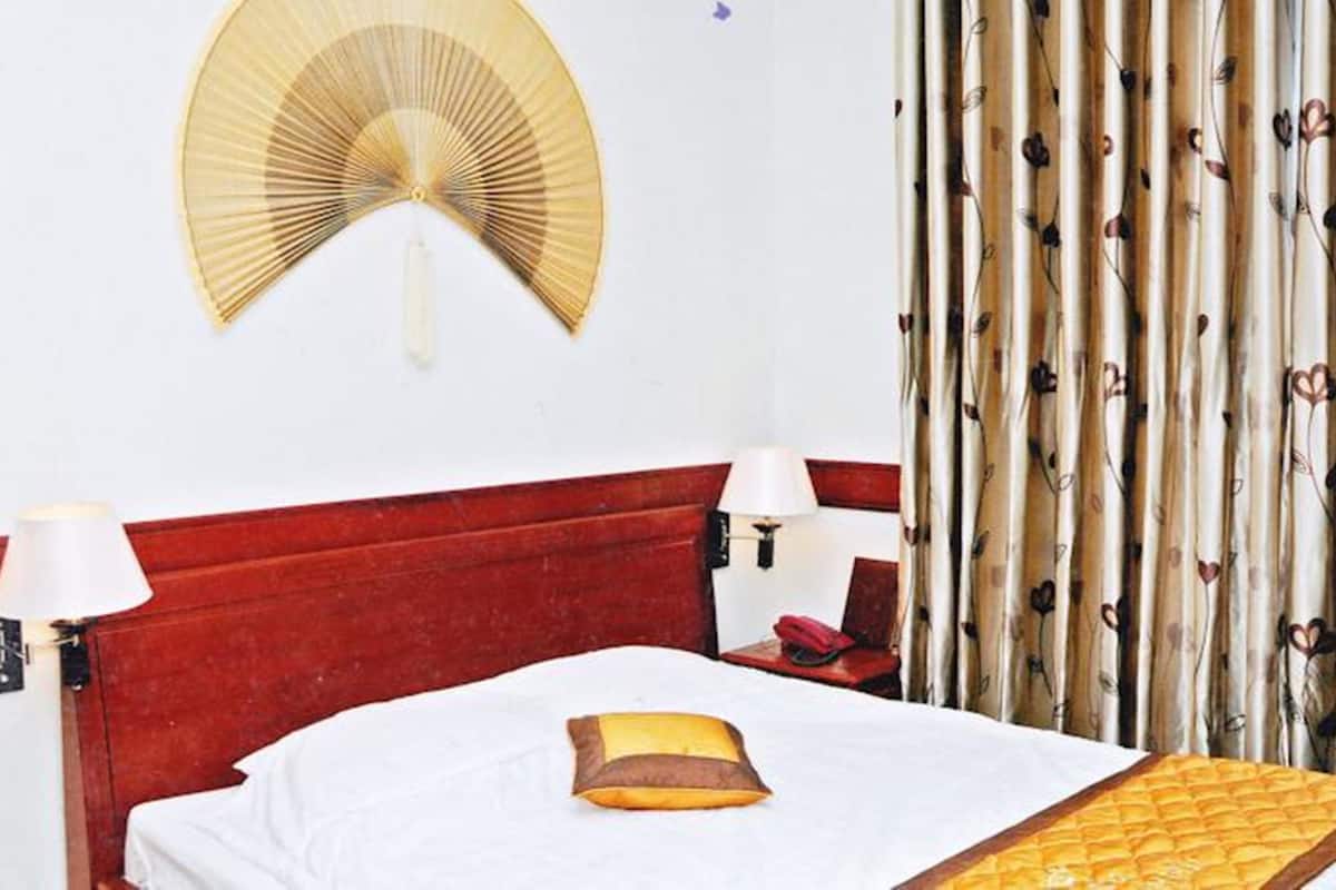 Chambre Double Supérieure pour 1 personne | Bureau, chambres insonorisées, Wi-Fi gratuit