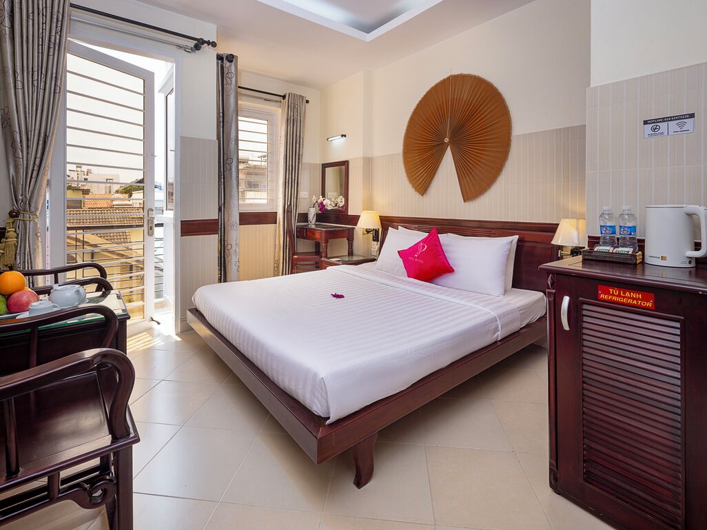 Luxury Double Room | Desk, soundproofing, free WiFi