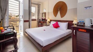 Luxury Double Room | Desk, soundproofing, free WiFi