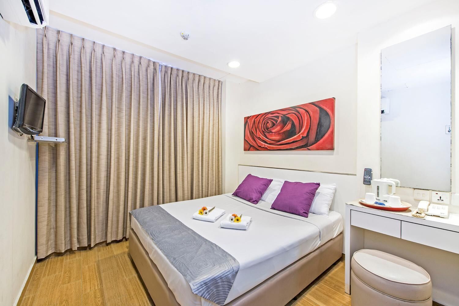 Photo - Hotel 81 Cosy