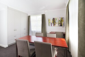 Televisión de pantalla plana, servicios de streaming