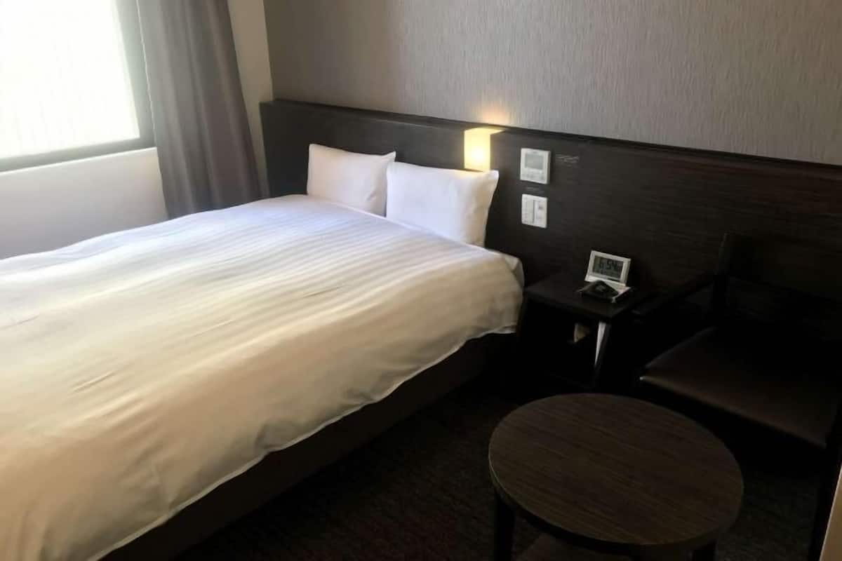 Coffres-forts dans les chambres, bureau