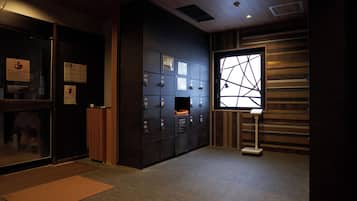 ينابيع ساخنة