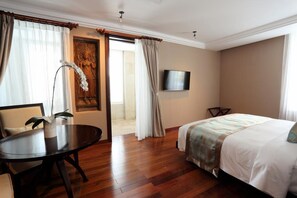View from room - Arunreas Hotel (Phnom Penh)