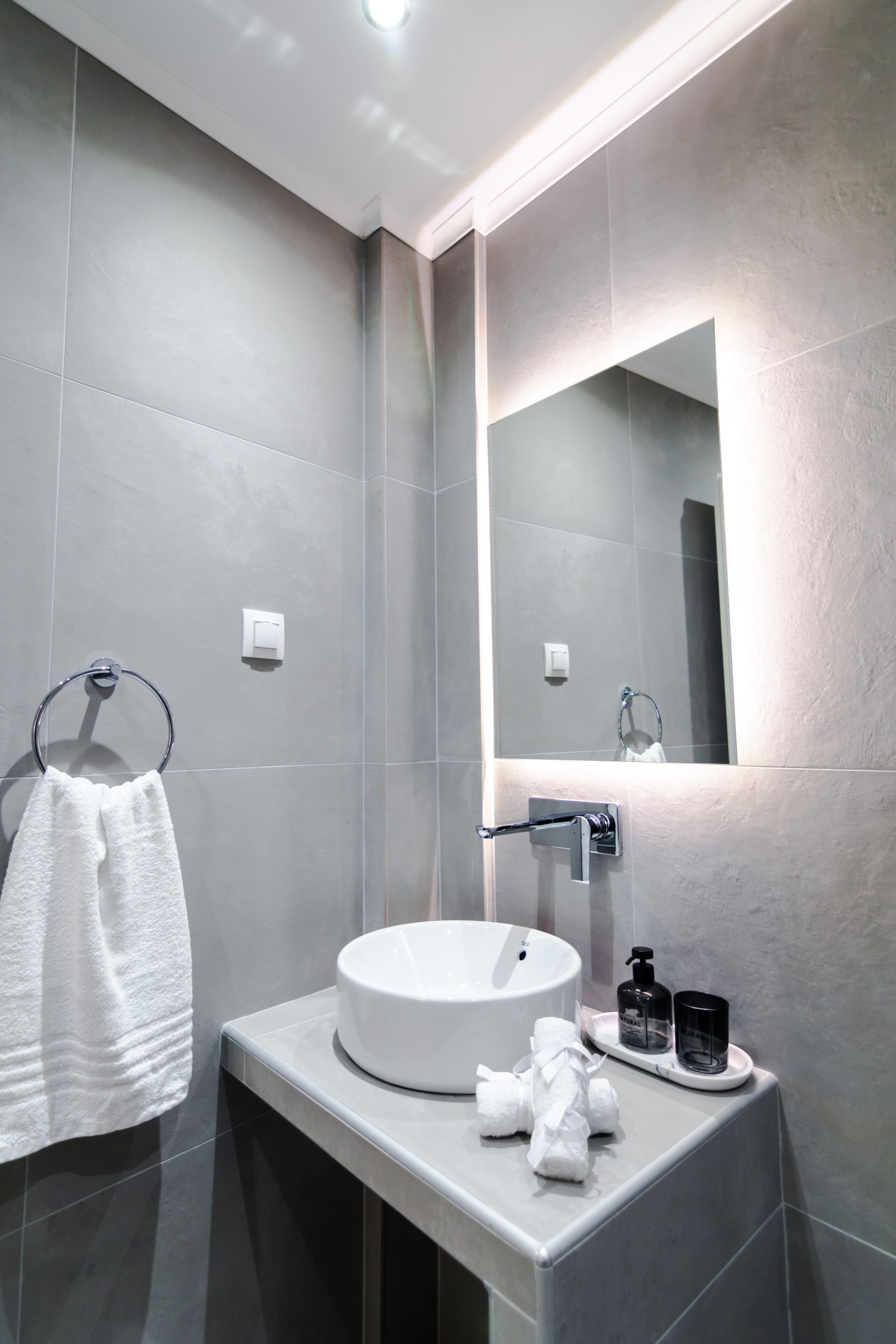 basic quadruple room, sea view | bathroom | shower, rainfall showerhead, hair dryer, towels