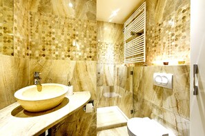 Free toiletries, hair dryer, towels