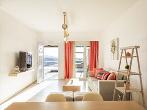 Private Pool Supreme Two-Bedroom Villa Sea View