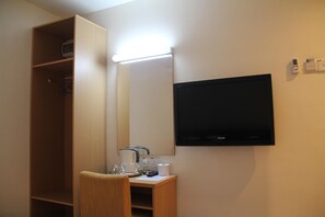 Free WiFi, bed sheets - Hotel New Winner (Kuala Lumpur)