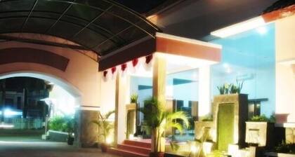 Atrium Resort & Hotel