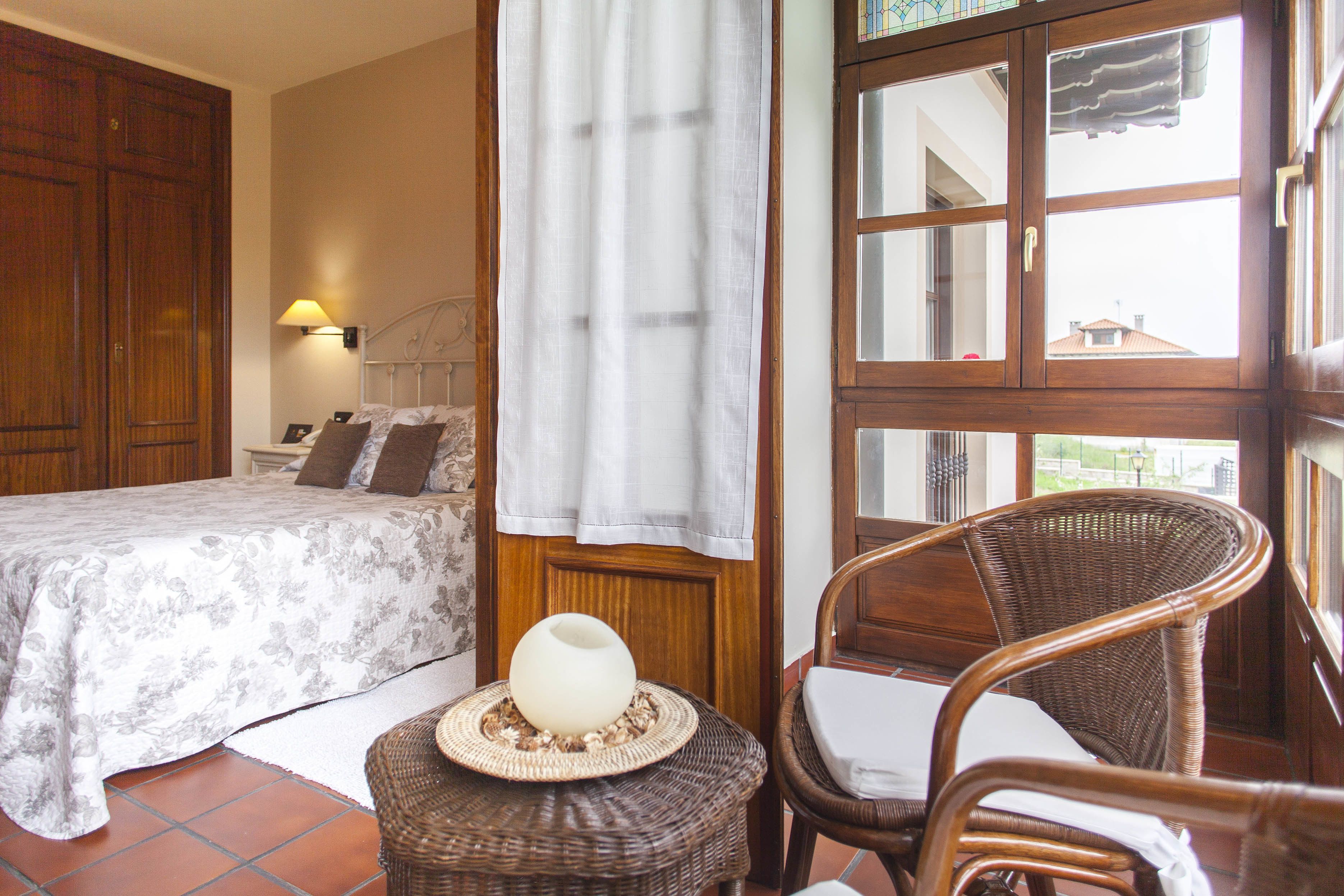 Chambre Double ou avec lits jumeaux (with extra bed) | Coin séjour