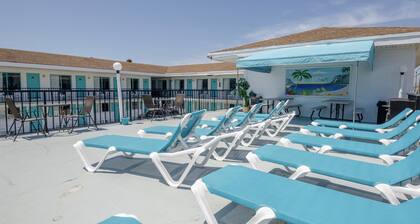 Surf Comber Motel