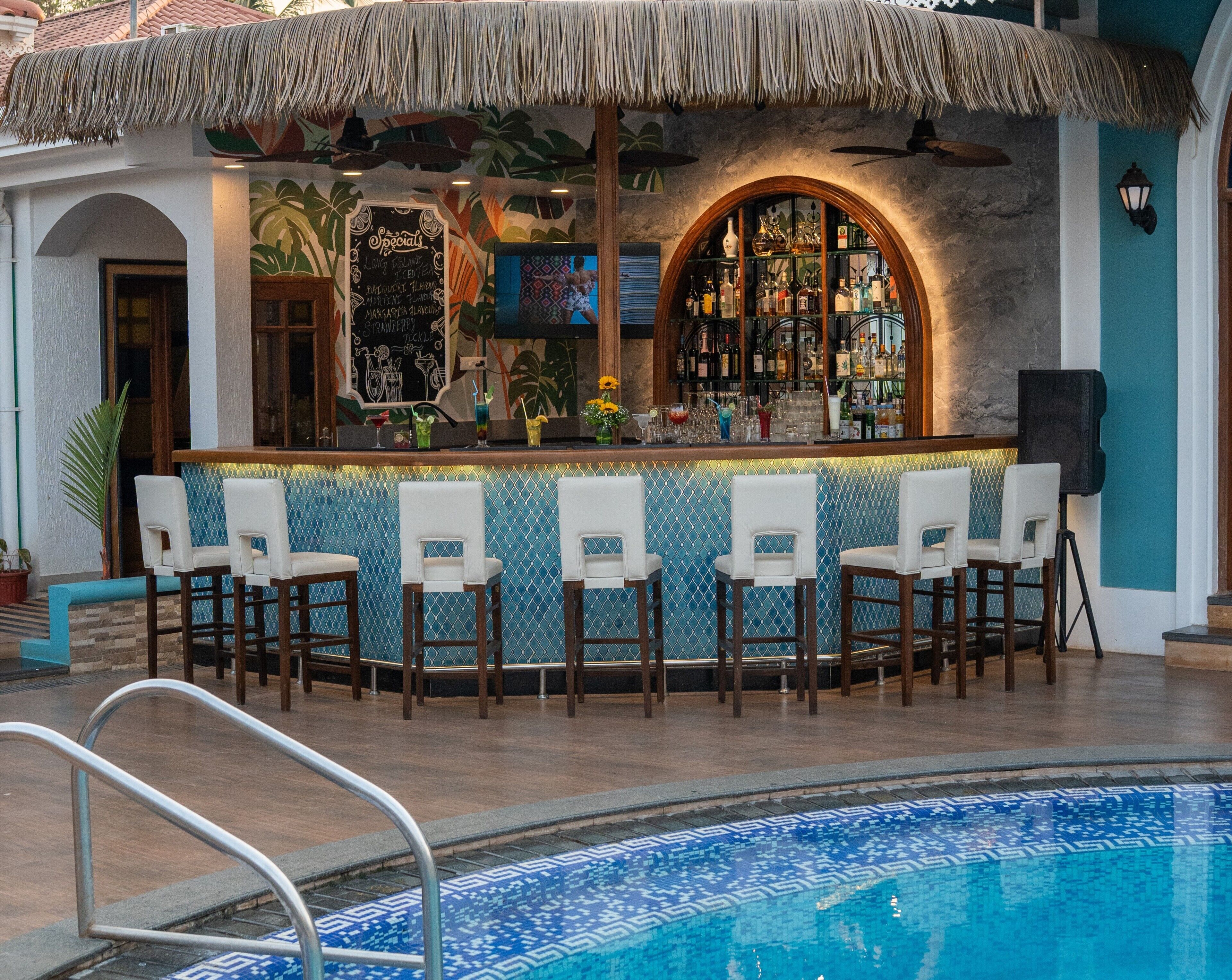 Poolside bar
