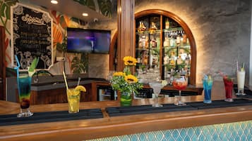 Poolside bar