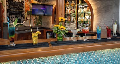 The Grand Leoney Resort