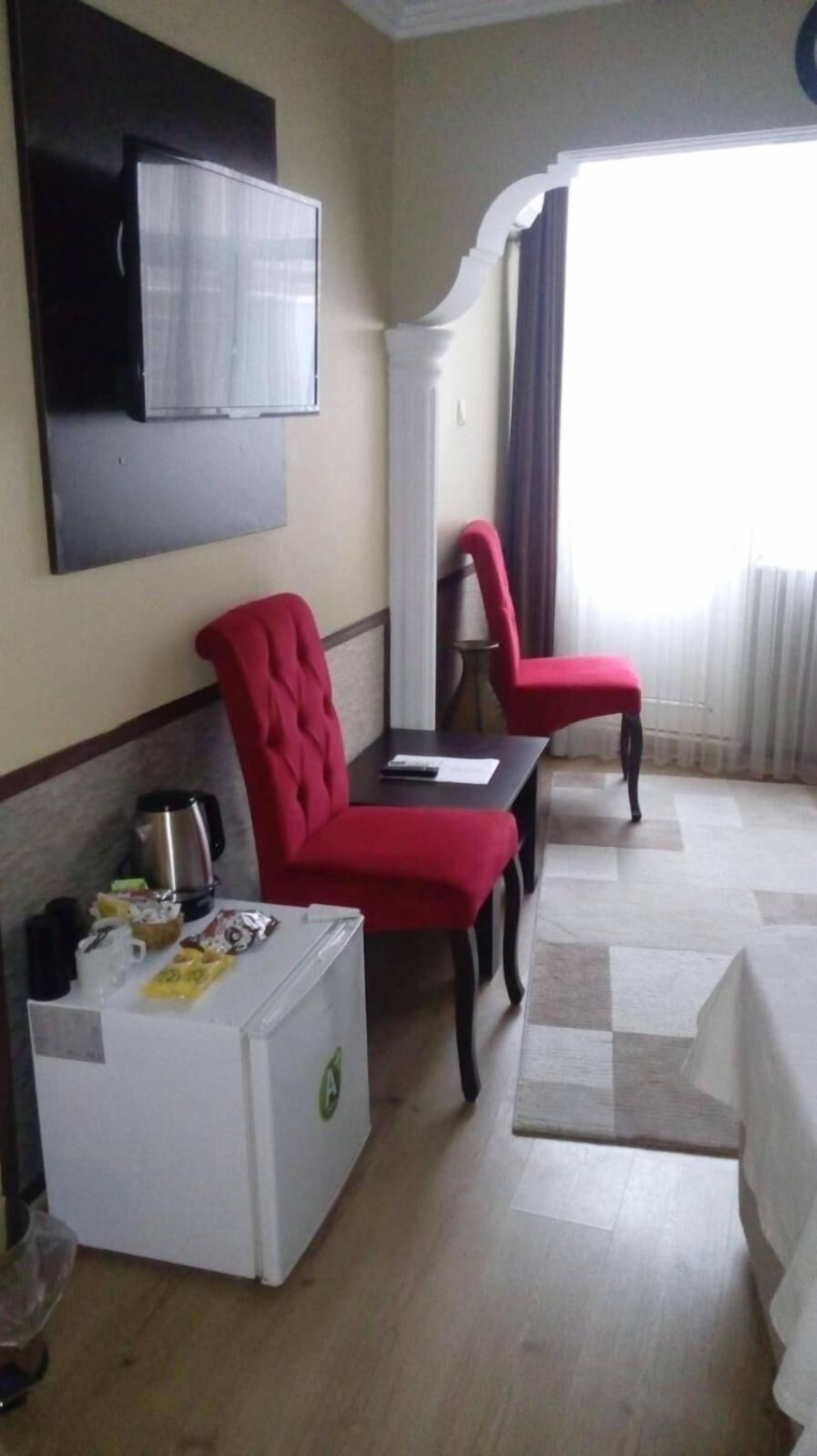 Photo - Lena Central Flats