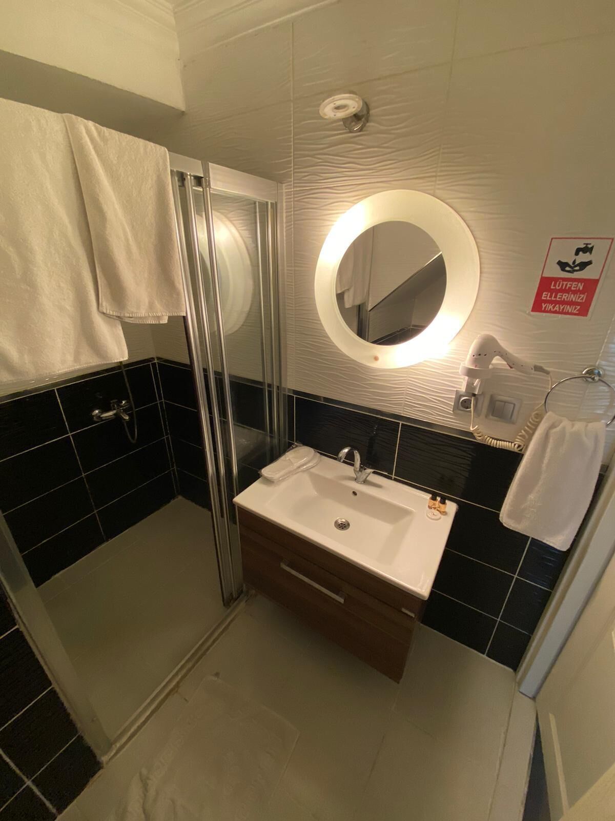 Kamar mandi