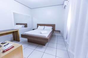 3 Schlafzimmer, Minibar, individuell eingerichtet, Schreibtisch