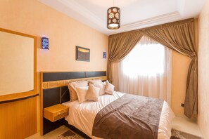 APPARTEMENT DEUX CHAMBRES | 2 bedrooms, premium bedding, in-room safe, individually furnished - Résidence Amwaj (Agadir)
