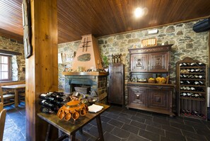 Restaurant - Hotel rural Valle de Ancares (Candin)