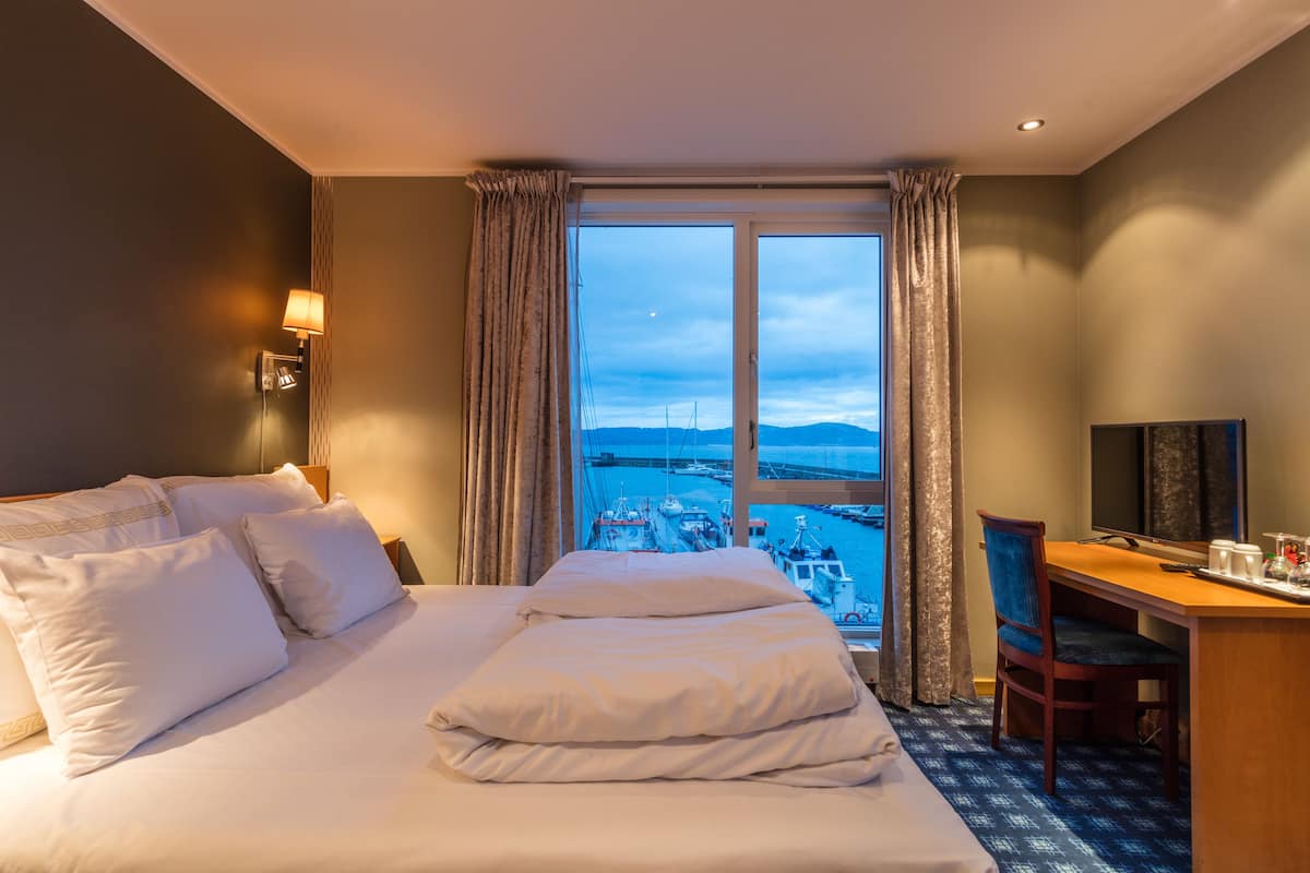 1 bedroom, desk, laptop workspace, iron/ironing board