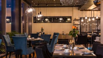 Der serveres aftensmad