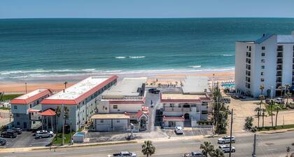 La Bella Oceanfront Inn