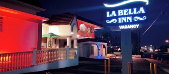 La Bella Oceanfront Inn