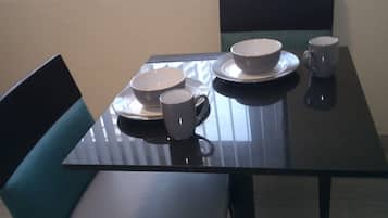 标准房 | 私人厨房 | 迷你冰箱、微波炉、茶具/咖啡用具